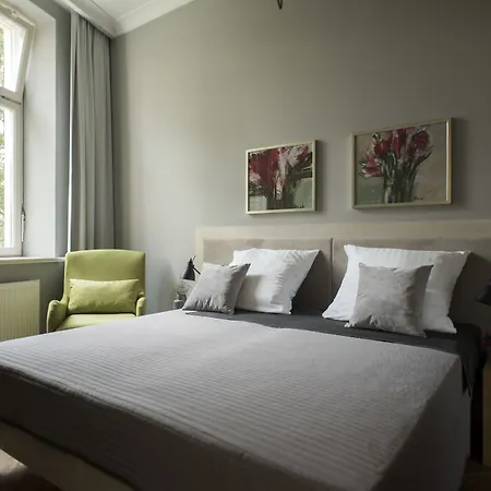 Apartment Tww - *